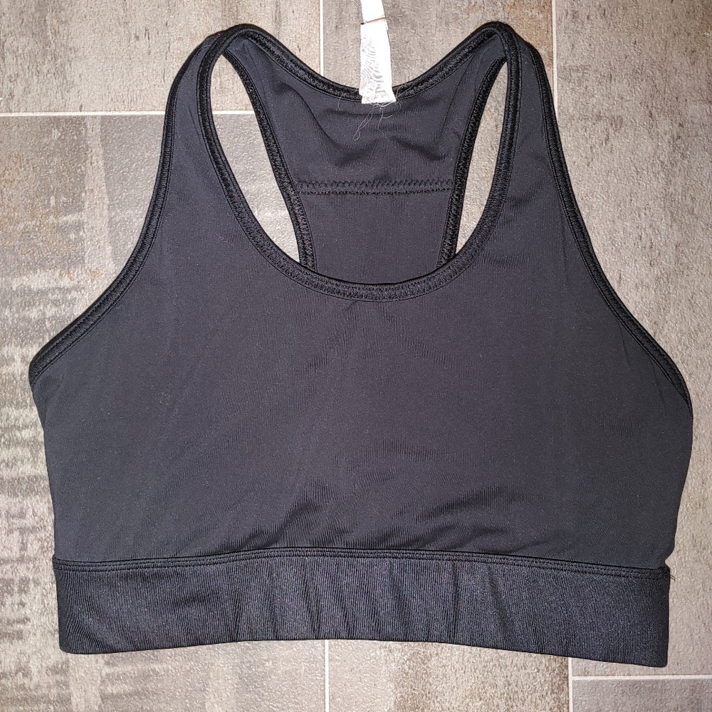 Black fabletics sports bra